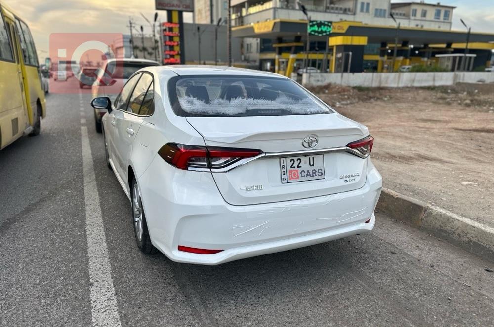 تۆیۆتا کۆرۆلا